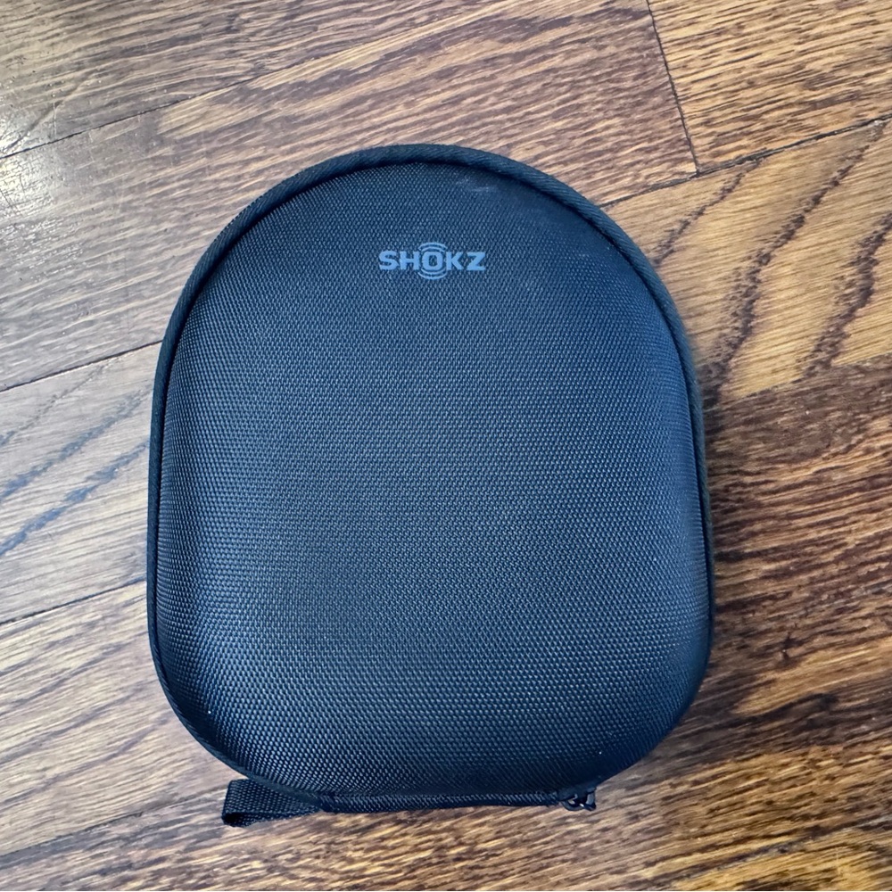 Shokz OpenRun Pro Bone Conduction Headphones with Case, Standard Size, Like New - Picture 6 of 7